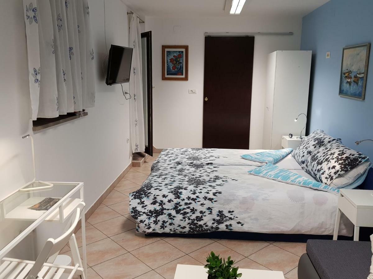 L&M Room Pula Dış mekan fotoğraf